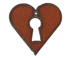 The Lipstick Ranch Rusted Iron Heart Lock Pendant 45mm