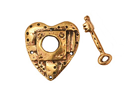 Green Girl Bronze Heart & Key Toggle 20x21mm, 22mm bar