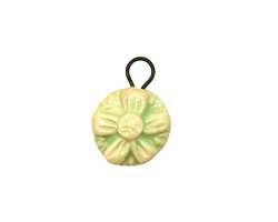 Gaea Ceramic Spring Green Daisy Charm 15x20mm