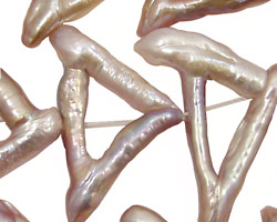 Angel Skin Pink Biwa Triangle 21-25x35-40mm