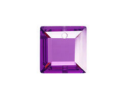 Violet Faceted Square 18mm