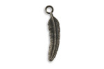 Vintaj Arte Metal Token Feather Charm 5x27mm