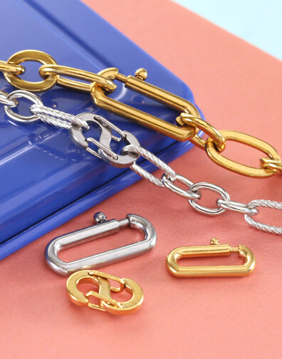 waterproof 18K gold PVD-plated and classic stainless steel clasp