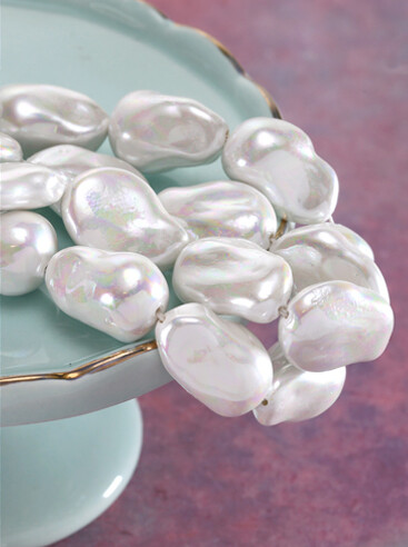 Baroque-style shell pearls