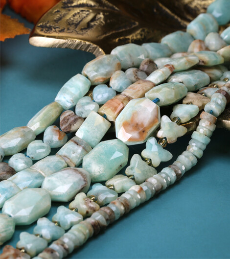 Hemimorphite gemstones