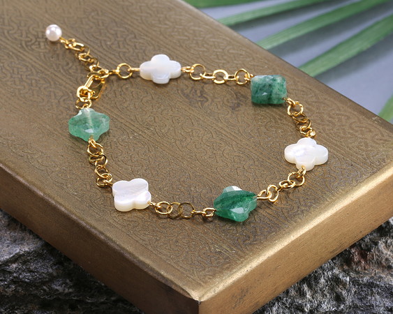 Quatrefoil Bracelet