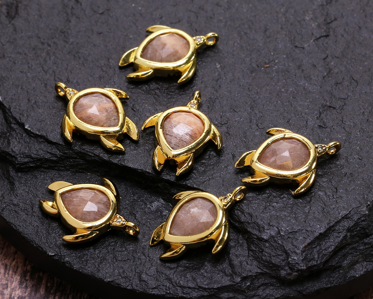 Peach Moonstone w/ Gold Finish Sea Turtle Focal 15x19mm