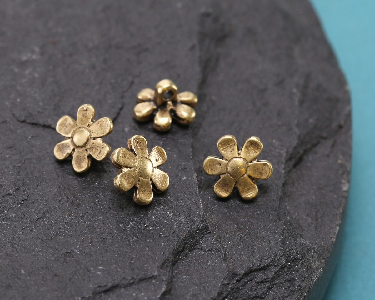 Cymbal Gerani Antique Brass (plated) Bead Substitute for 11/0 Delica Beads 6.5mm