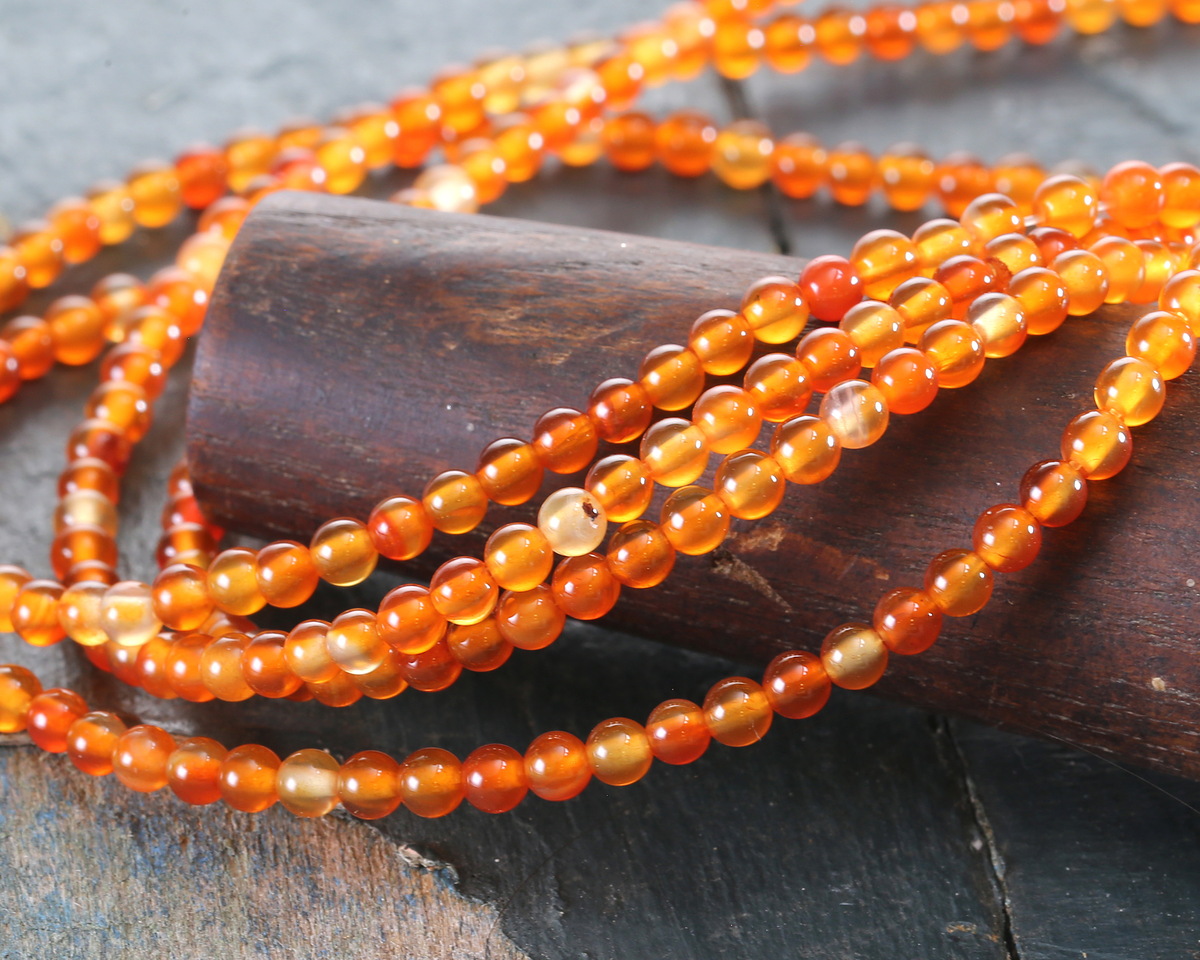 Carnelian (natural) Round 3mm