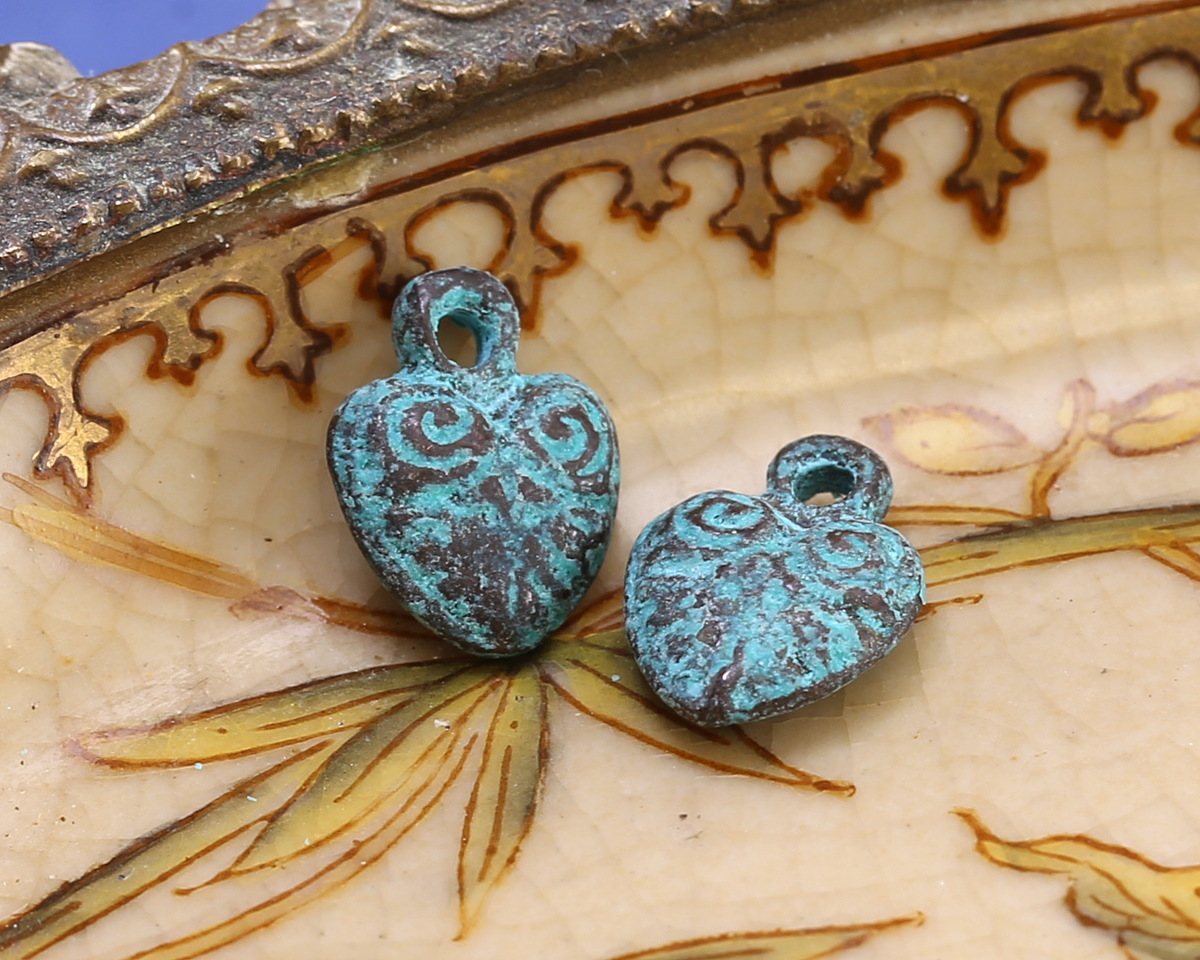 Mykonos Copper (plated) Patina Ornate Heart Charm 13x10mm