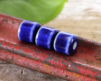 Cobalt Porcelain Barrel 9x10mm