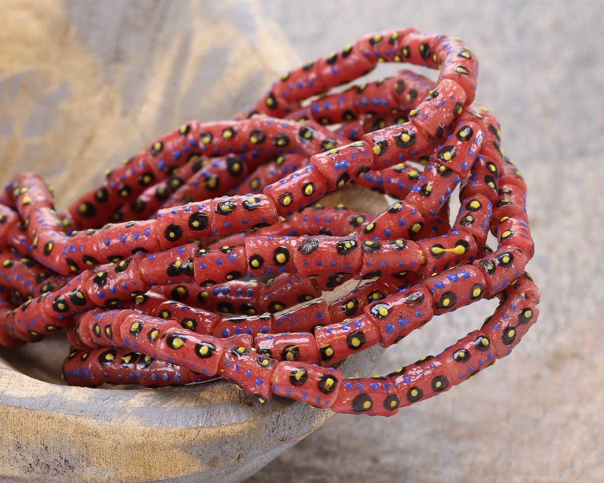 Java Glass Dark Pink w/Dots in Black/Blue/Yellow Tube 8-10x6mm