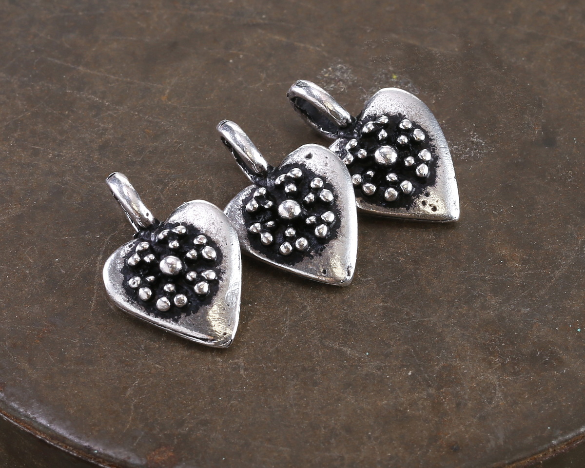 Mykonos Antique Silver (plated) Folksy Heart Focal 11x23mm