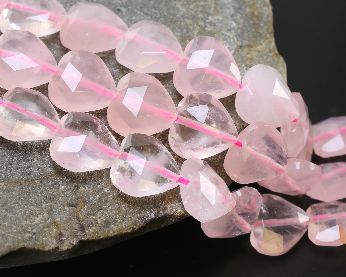 Rose Quartz Microfaceted Heart 13-14mm