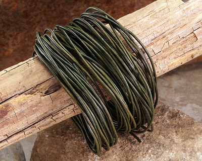 Natural Dark Green Round Leather Cord 1.5mm, 32 feet