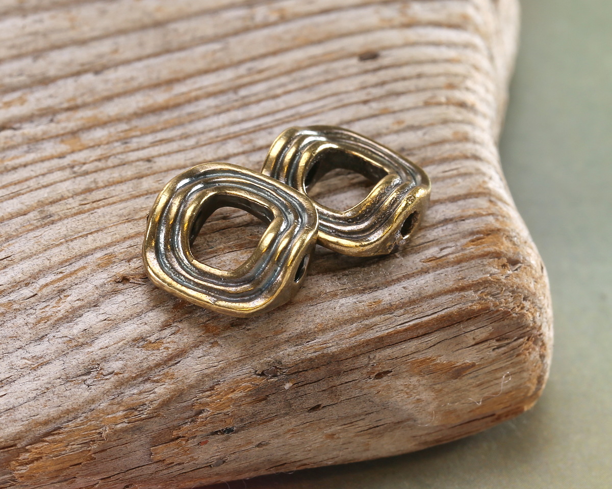 Mykonos Antique Brass (plated) Ribbed Openwork Square Frame 13mm