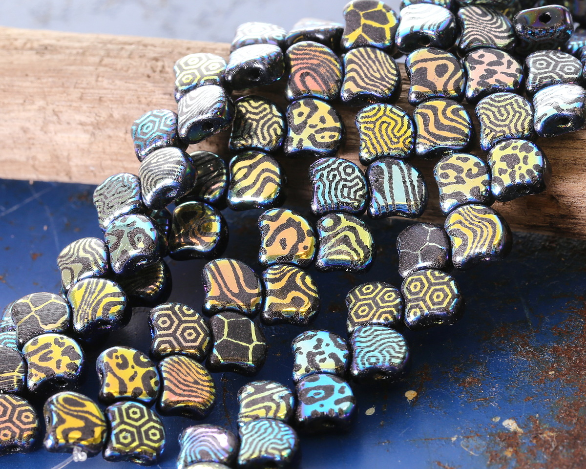 Czech Glass Laser Etched Mixed Designs on Jet AB 2-Hole Ginkgo Leaf 7.5mm