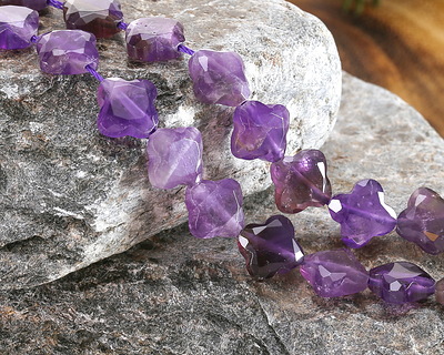 Amethyst Faceted Quatrefoil 13mm
