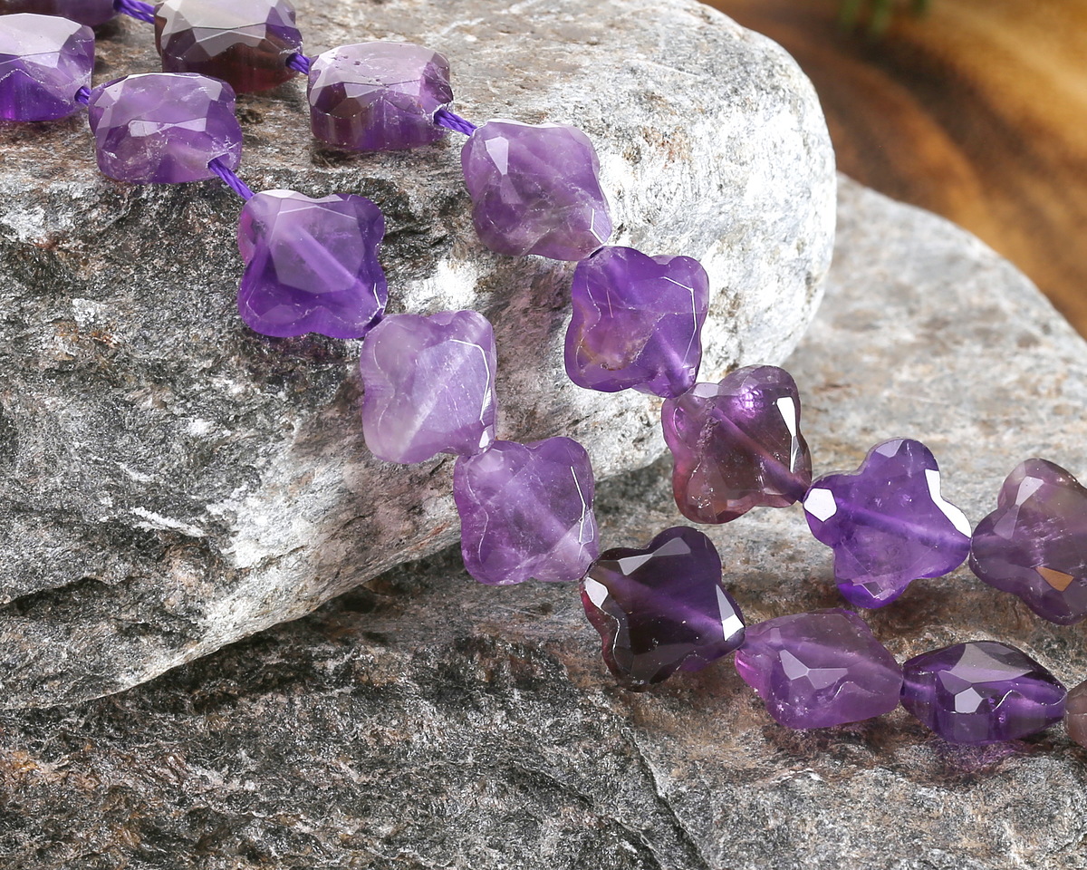 Amethyst Faceted Quatrefoil 13mm