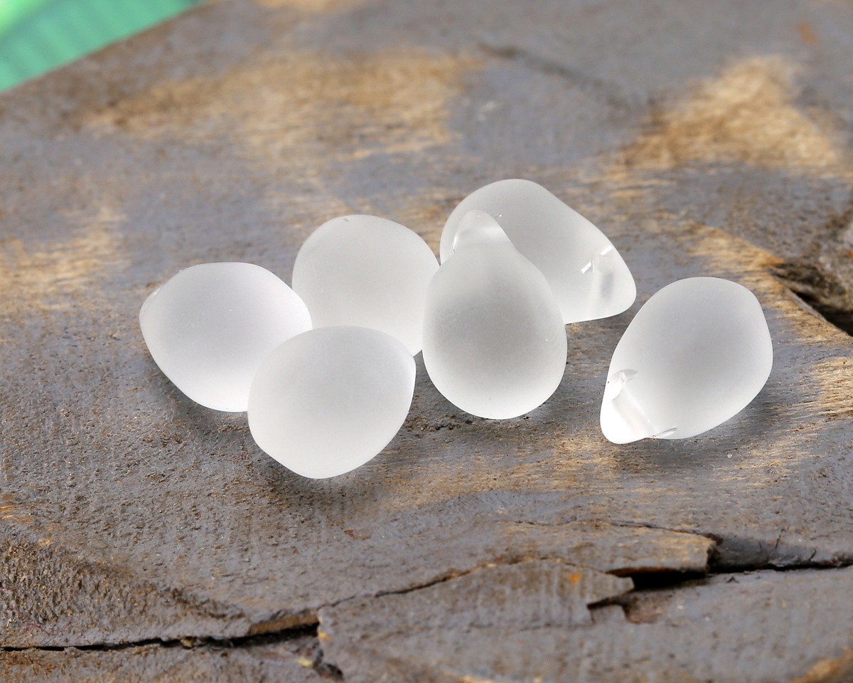 Crystal Beach-Style Glass Teardrop Focal 14x10mm