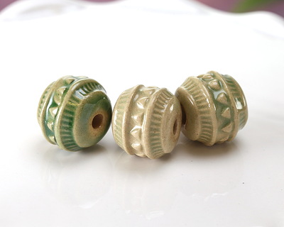 Golem Studio Bottle Green Triangles & Notches Ceramic Round Bead 12-13x13mm