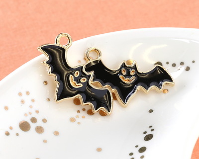 Enamel Bat Focal 14x23mm