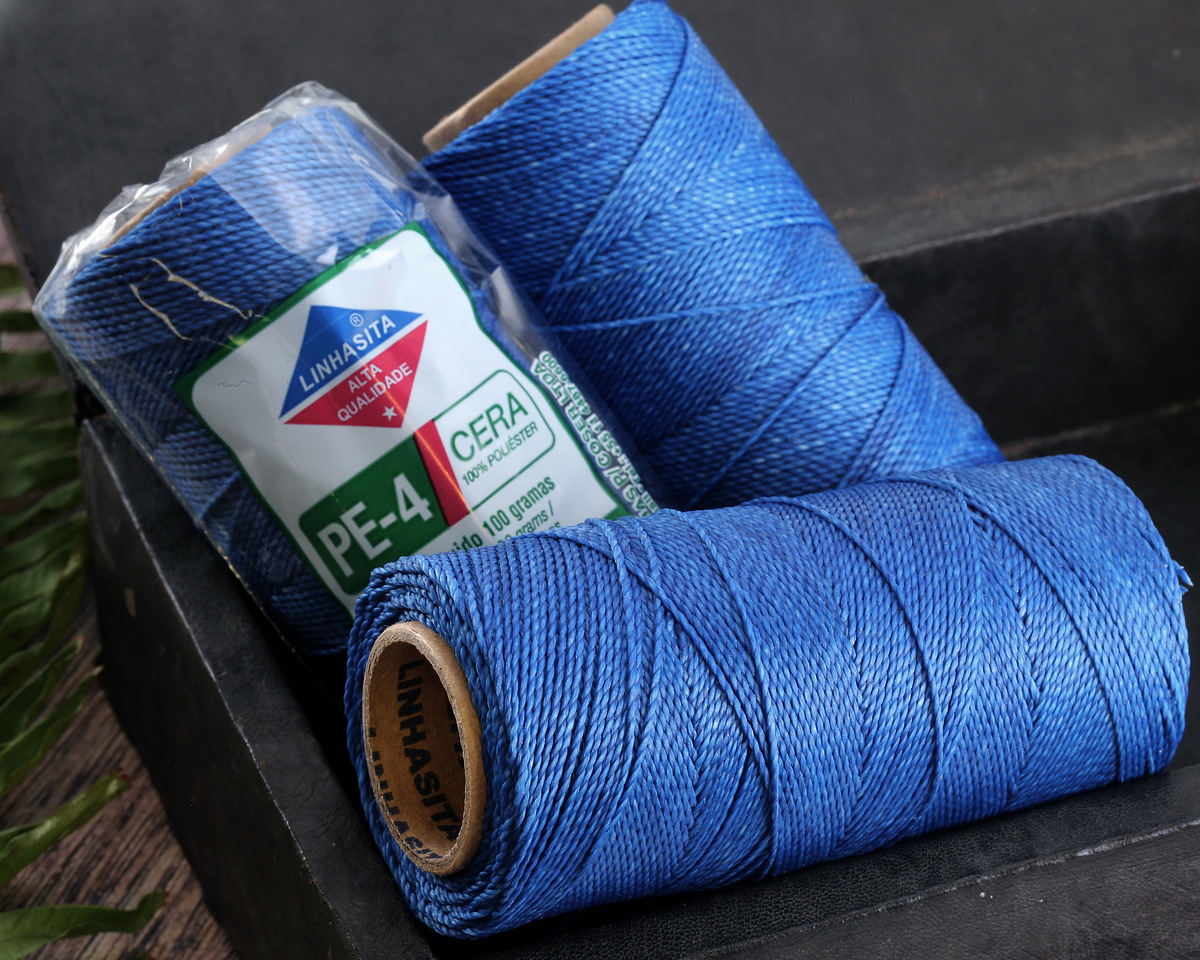 Linhasita Royal Blue (692) Waxed Polyester Cord PE-4 1mm