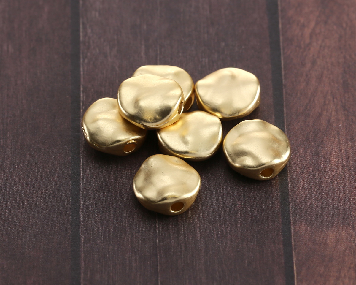 Satin Hamilton Gold (plated) Hammered Coin 10mm