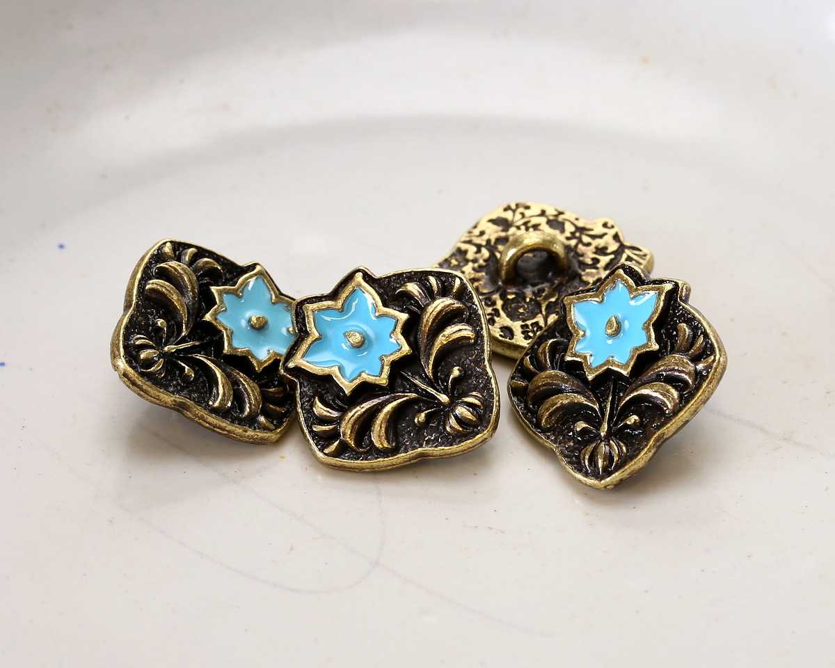 TierraCast Antique Brass (plated) Light Sky Blue Enamel Flower Square Button 14x15mm