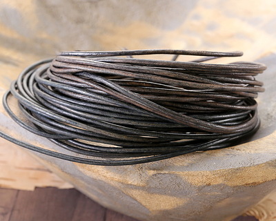 Natural Navy Blue Round Leather Cord 1.5mm, 32 feet