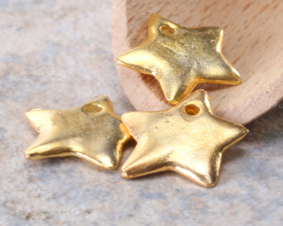 Mykonos Gold (plated) Star Drop 18mm