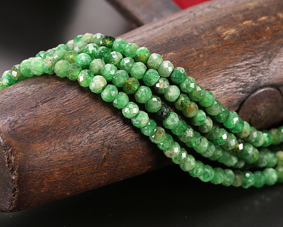 Tsavorite (A) Microfaceted Rondelle 3x4mm