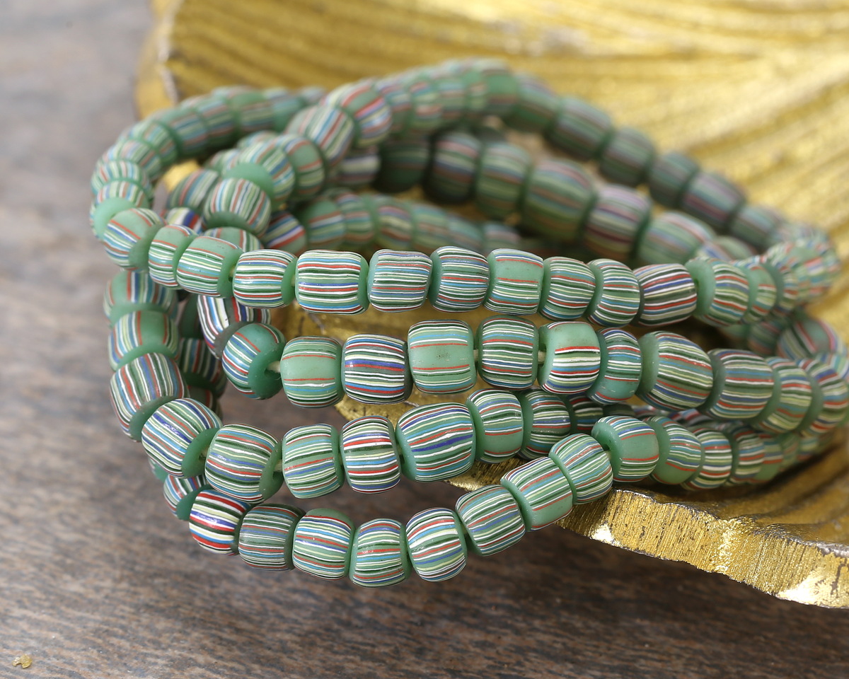 Java Glass Emerald Green w/ Stripes Graduated Gooseberry Beads 3-6x4-6mm