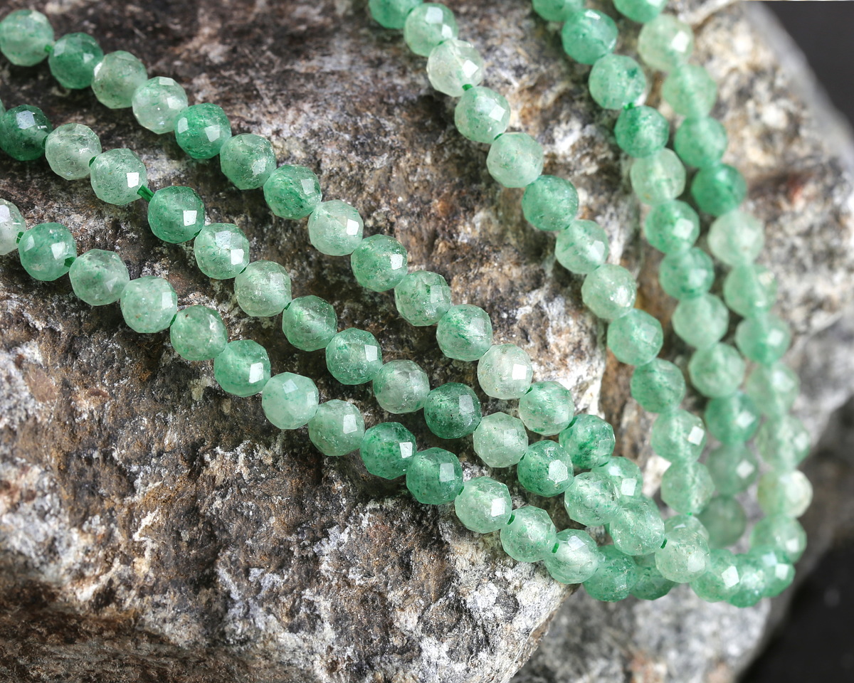 Green Strawberry Quartz Faceted Round 4mm