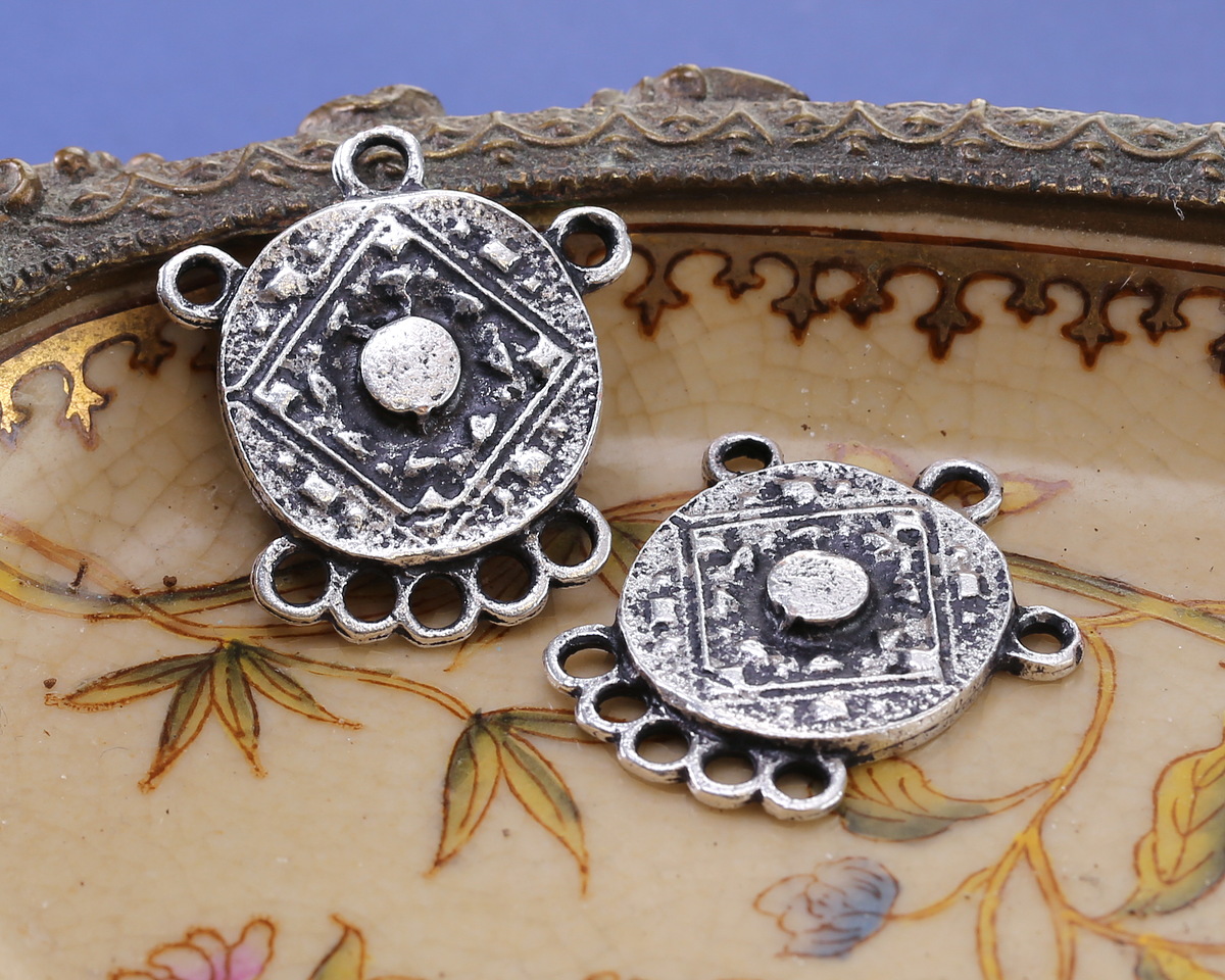 Mykonos Antique Silver (plated) Medallion Multi-Ring Chandelier Focal Link 25x28mm