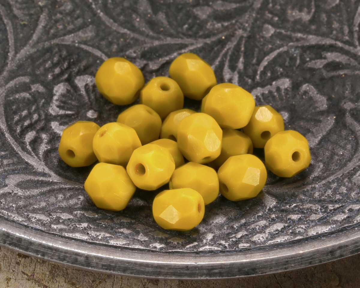 Czech Glass Matte Wasabi Fire Polished Round 4mm