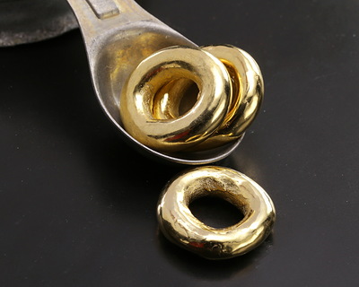 Mykonos Metalized Ceramic Gold Ring 24-25mm