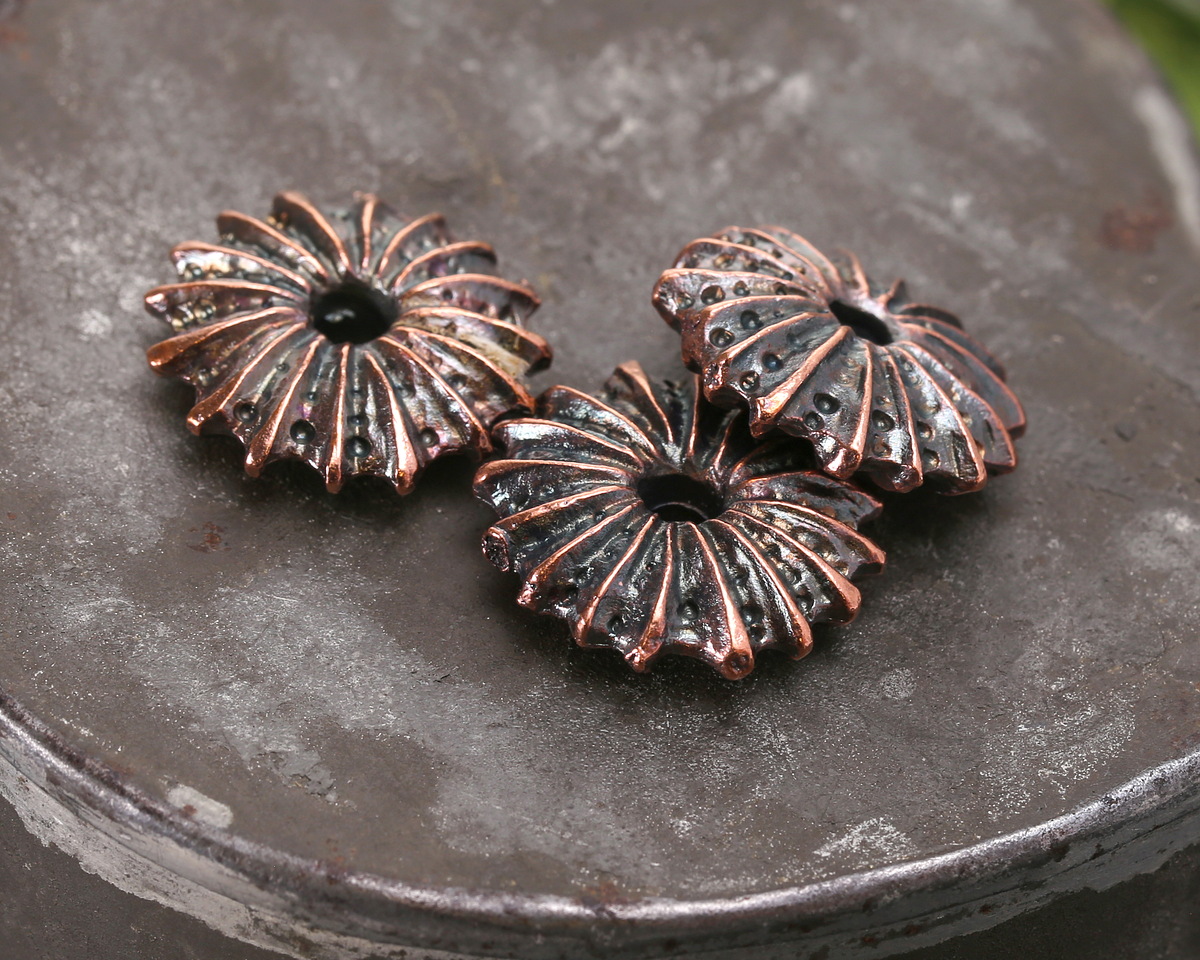 Mykonos Antique Copper (plated) Sea Urchin Spacer 6x20mm