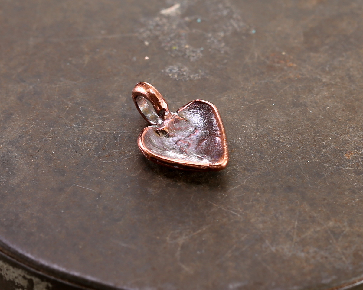 Mykonos Antique Copper (plated) Folksy Heart Focal 11x23mm