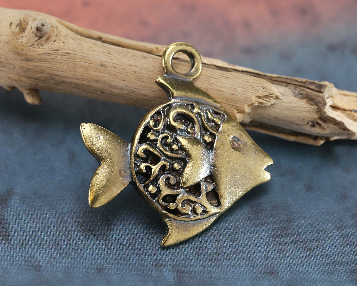 Mykonos Antique Brass (plated) Butterfly Fish Charm 30x32mm