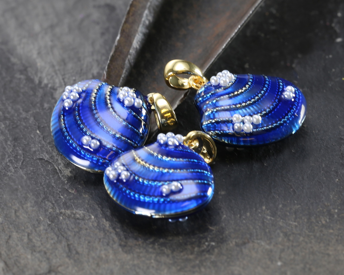 18k Gold (plated) Blue Enamel Clam Shell w/ Tiny Pearl Bubbles Focal 20x19.5mm