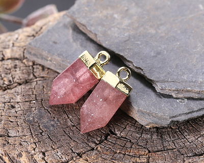 Strawberry Quartz Point w/ Gold Finish 8x16mm