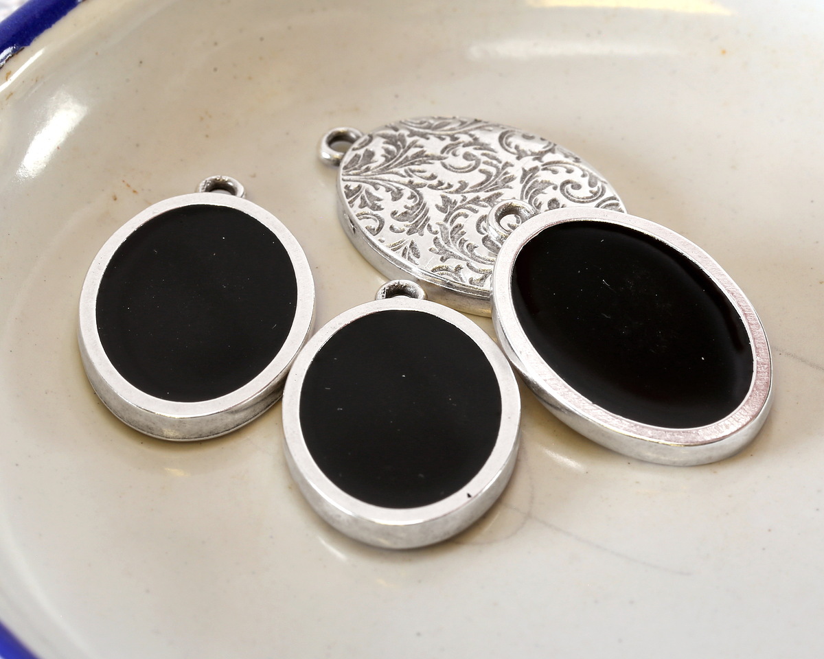 Antique Silver (plated) Jet Enamel Oval Focal 16x25mm