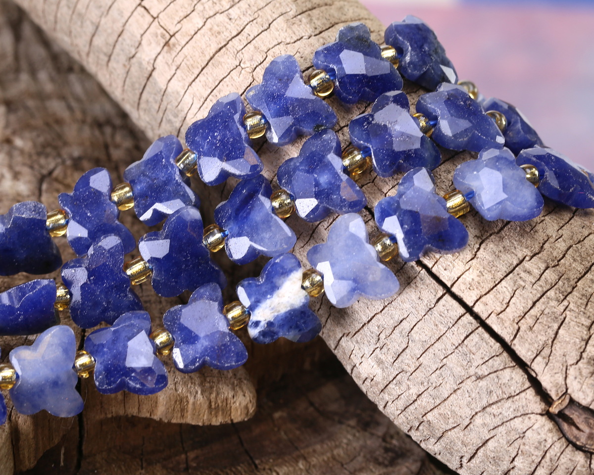Sodalite Microfaceted Butterfly 8x10mm