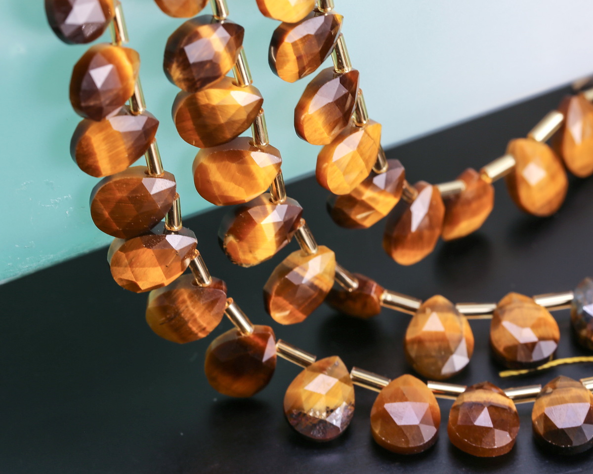 Tiger Eye Microfaceted Teardrop 8x10mm