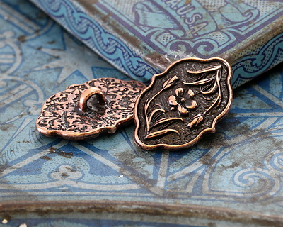 TierraCast Antique Copper (plated) Flower Button 13x18mm