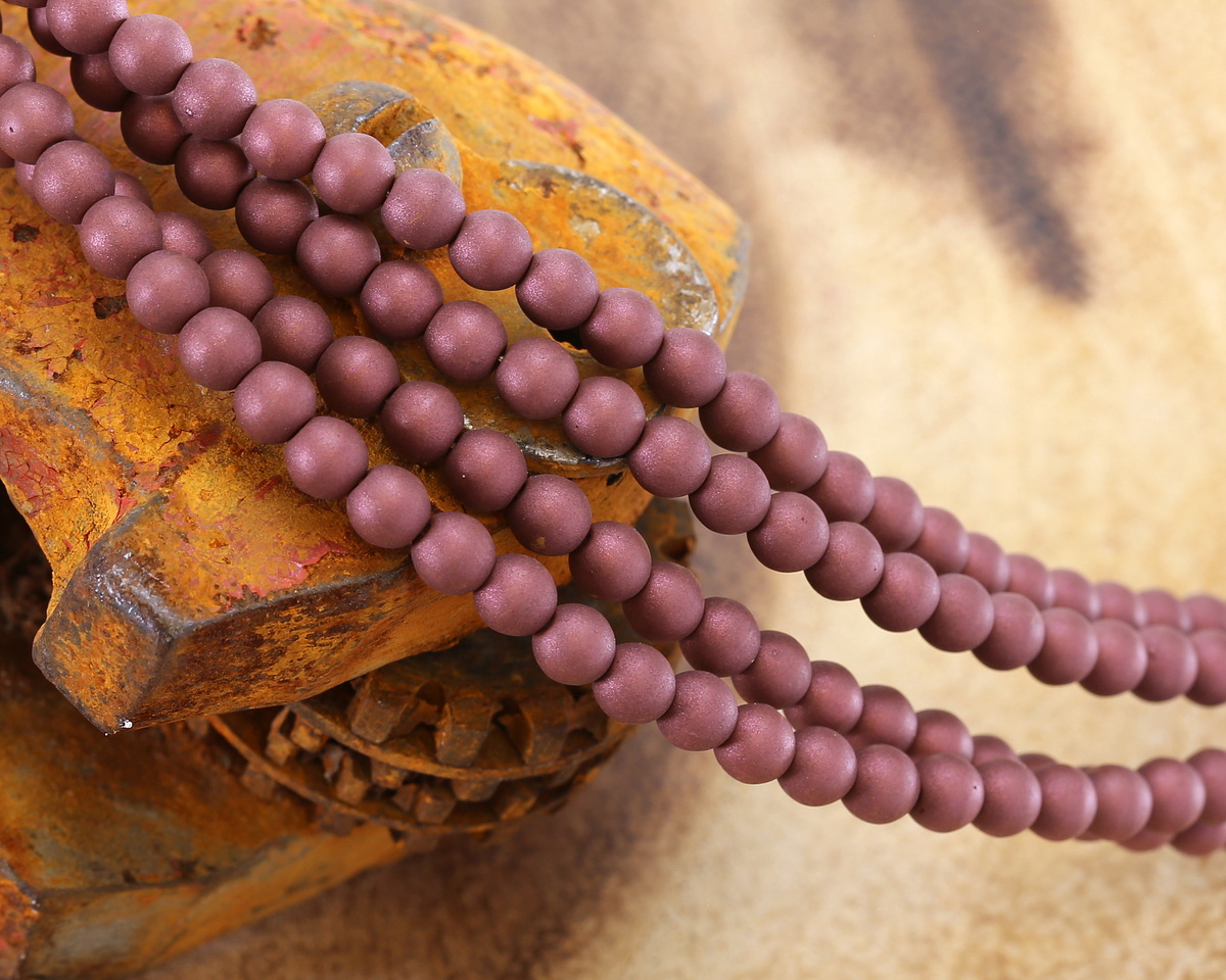 Czech Glass ColorTrends: Crushed Berry Round 4mm