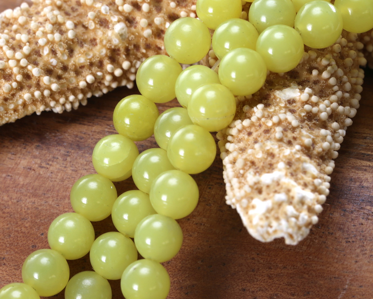 Olive Jade Round 8mm