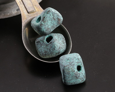 Mykonos Metalized Ceramic Copper Patina Nugget 16-20mm
