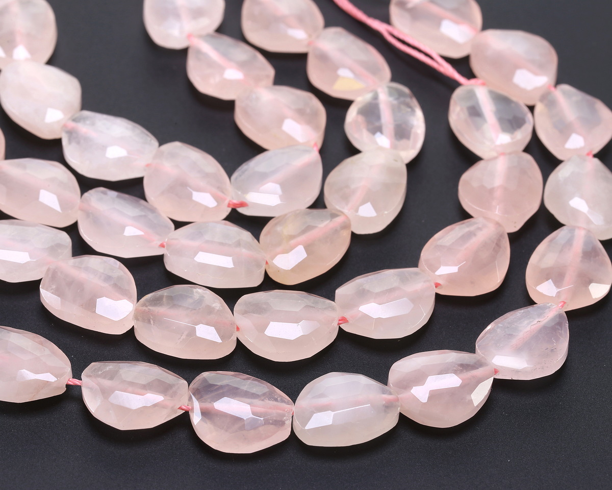 Rose Quartz Microfaceted Puff Pear 13x16mm